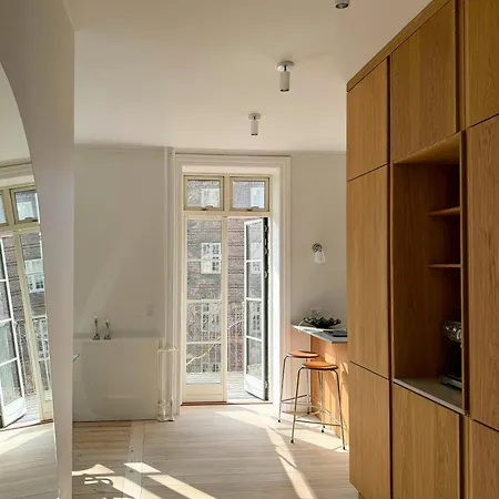 Leilighet Renovated Flat Near The Water At Christianshavn