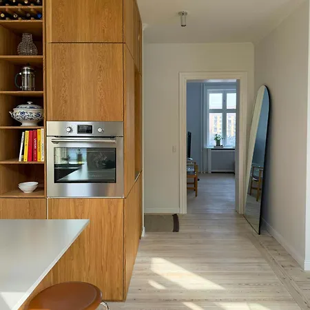 Renovated Flat Near The Water At Christianshavn Apartment Copenhagen