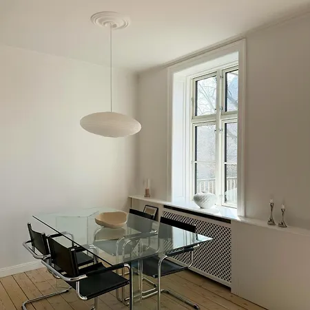Leilighet Renovated Flat Near The Water At Christianshavn